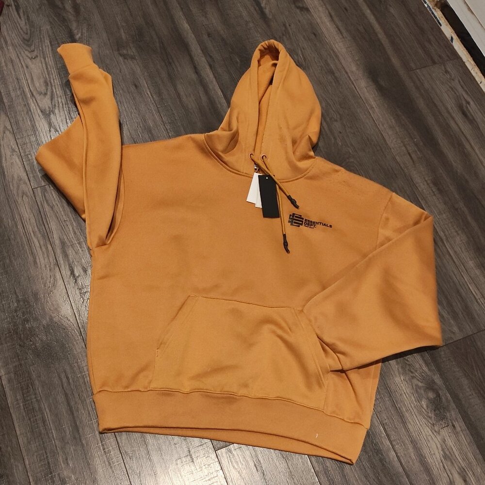 NWT Eseentials Hoodie S